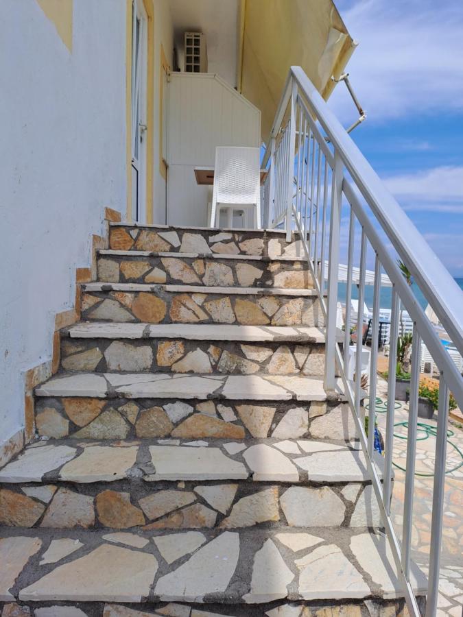 Seaside Studios Mesongi Exterior photo